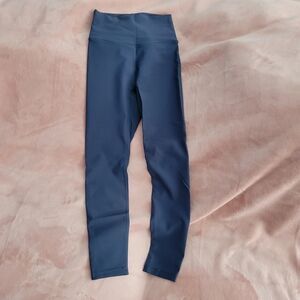 WILO Navy Ribbed Leggings